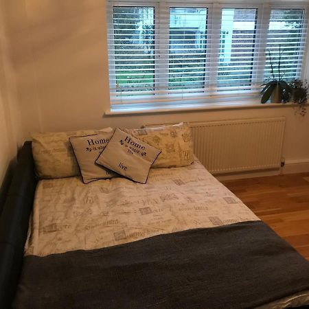 Bright Balham Apartment 런던 외부 사진