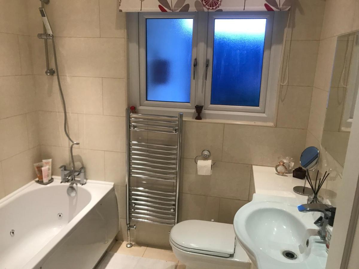 Bright Balham Apartment 런던 외부 사진